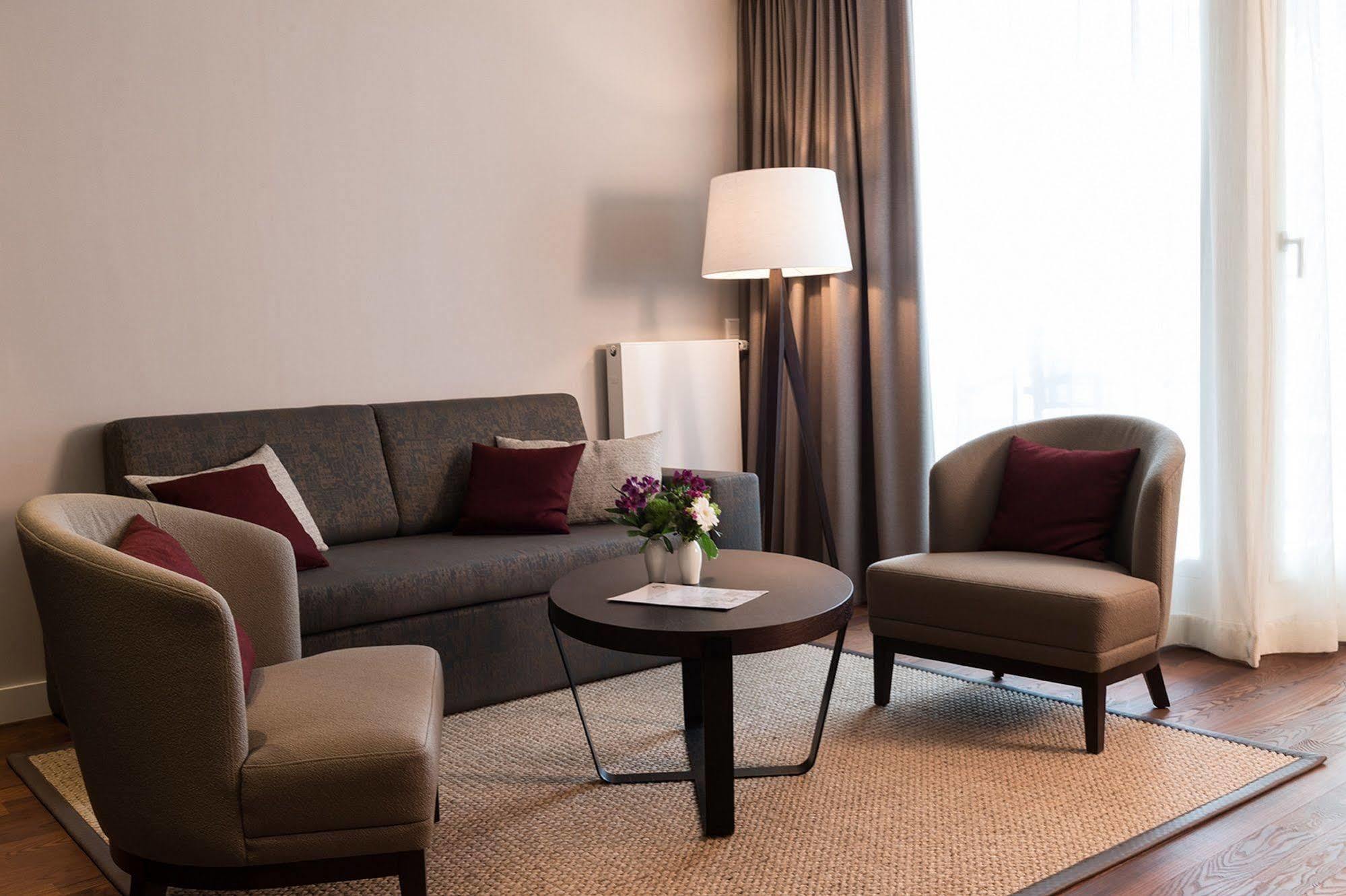 Hotel Am Fischmarkt 라인스버그 외부 사진