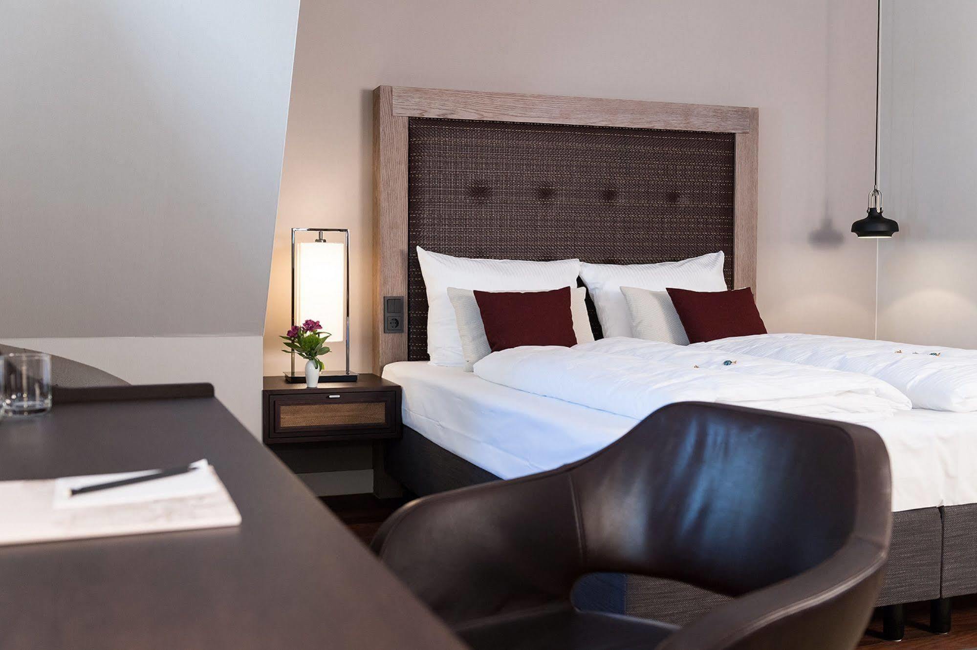 Hotel Am Fischmarkt 라인스버그 외부 사진